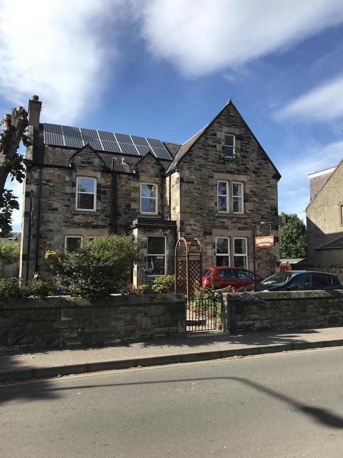 Dunclutha Guest House Leven  Exterior photo